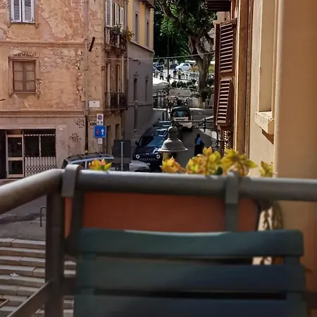 Pensión Super Con Uso Cucina *