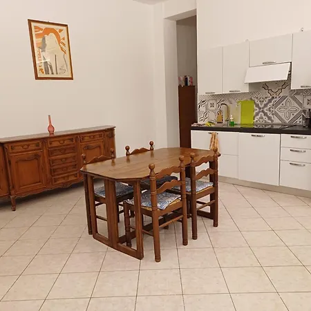 招待所 Super Con Uso Cucina 卡利亚里